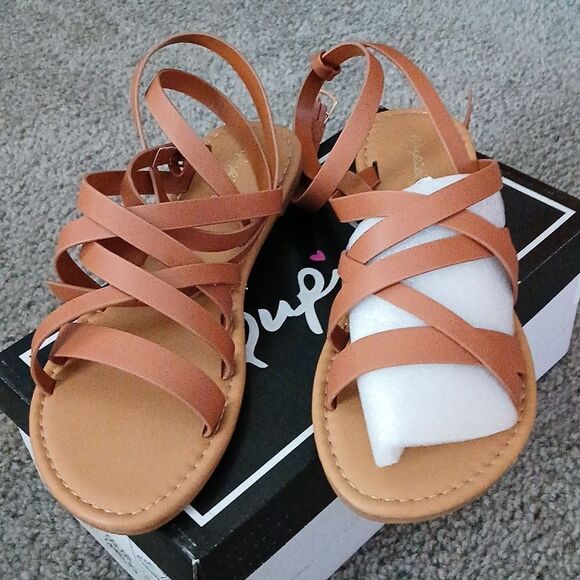 Qupid camel color strappy sandals Sz 6.5 NWT - Picture 2 of 7